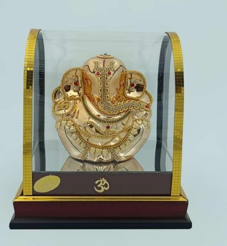 Golden Ganesh Dant(7.25x5.75x8)